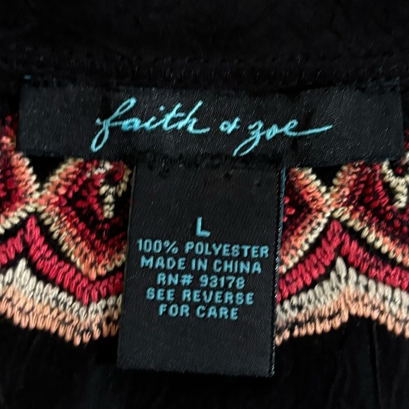 Faith & Zoe Women’s Black Floral‎ Embroidered Long Sleeve Blouse Size Large - Picture 6 of 8